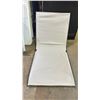 Image 2 : 4' FOLDING TABLE & 2 CHAIRS * CHAIRS MISSING LEGS*