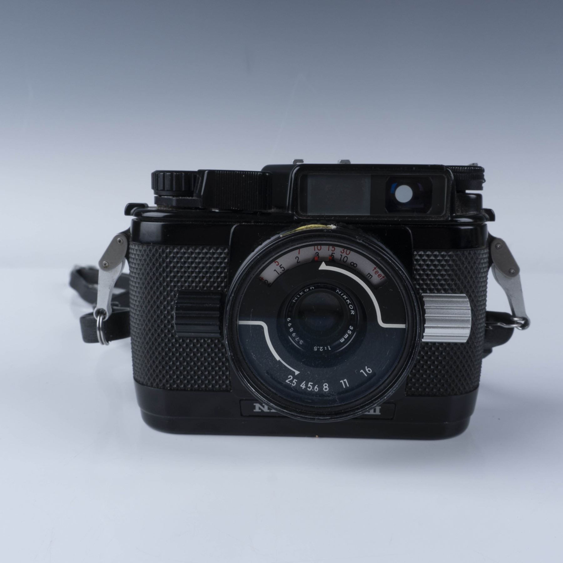 Nikon NIKONOS III UNDERWATER Film Camera with UW-NIKKOR 28mm 3.5 AS IS Pair