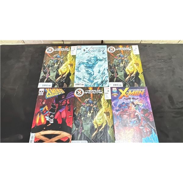 BOX OF ASSORTED COMIC BOOKS