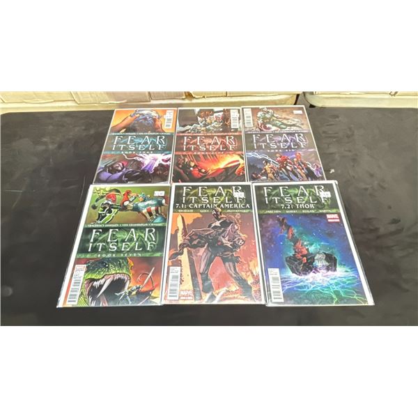 BOX OF ASSORTED COMIC BOOKS