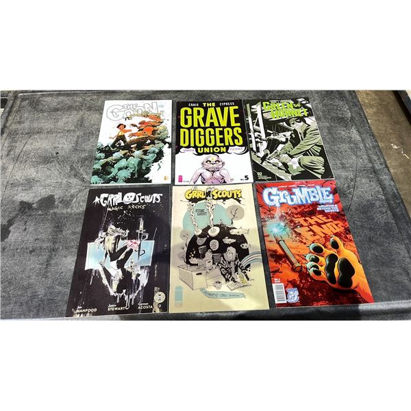 BOX OF ASSORTED COMIC BOOKS