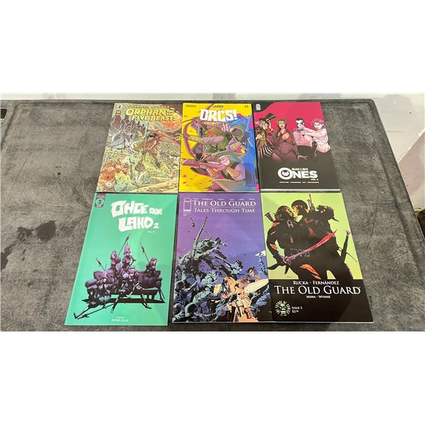 BOX OF ASSORTED COMIC BOOKS