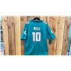 Image 2 : AUTOGRAPHED NIKE MIAMI DOLPHINS TYREEK HILL JERSEY SIZE L