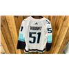 Image 2 : AUTOGRAPHED ADIDAS SEATTLE KRAKEN SHANE WRIGHT JERSEY SIZE 56