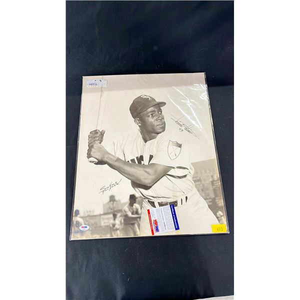 AUTOGRAPHED MINNIE MINOSO PHOTOGRAPH 16" X 20"