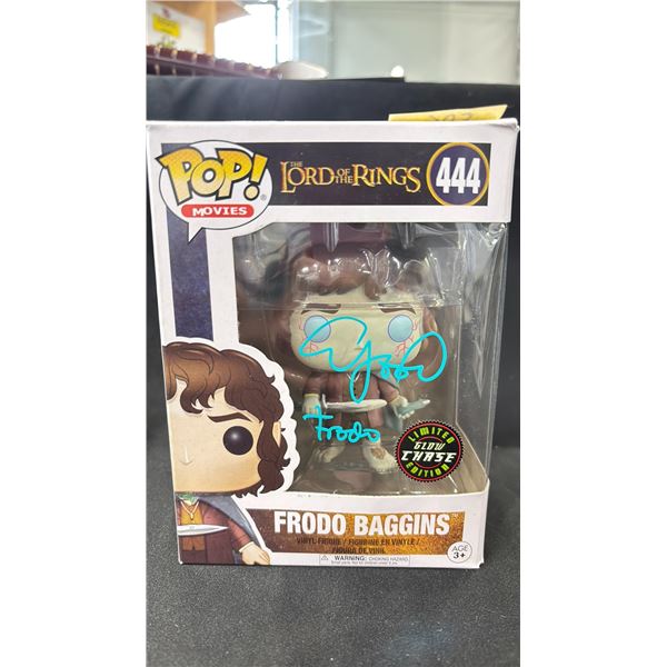 FUNKO POP! MOVIES LORD OF THE RINGS #444 FRODO BAGGINS AUTOGRAPHED BY ELIJAH WOOD