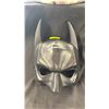 Image 1 : BATMAN MASK AUTOGRAPHED BY BEN AFFLECK