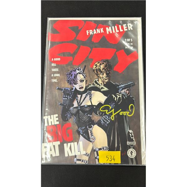 SIN CITY #2 COMIC BOOK AUTOGRAPHED BY ELIJAH WOOD