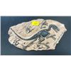Image 1 : JURASSIC PARK FOSSIL AUTOGRAPHED BY CHRIS PRATT, BRYCE DALLA HOWARD, SAM NEIL & LAURA DERN