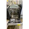 Image 2 : SAMSUNG STAINLESS STEEL 24"W DISHWASHER