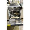 Image 2 : BLACK 24"W DISHWASHER