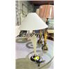 Image 2 : TABLE LAMP