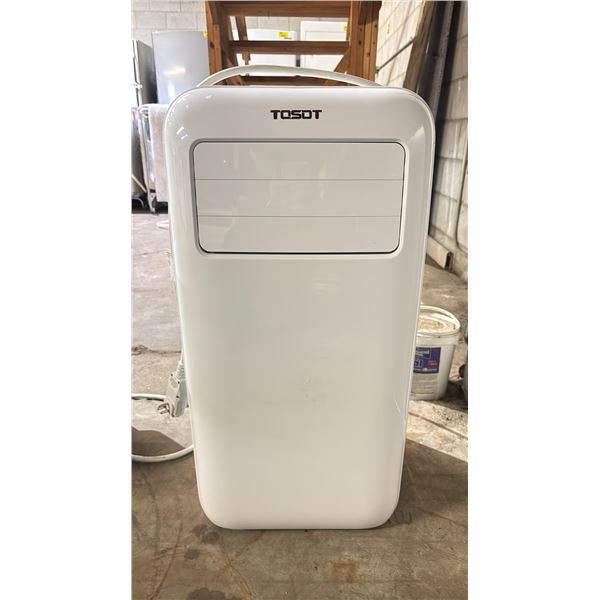 TOSOT AIR CONDITIONER **AIR CONDITIONER ONLY/WORKING CONDITION UNKNOWN**