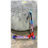 Image 2 : HUFFY SPIDER-MAN KIDS LIGHT-UP SCOOTER