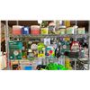 Image 1 : FOUR 10" SKILLET PANS, EXPANDABLE HOSE, GARDEN DECOR ITEMS, SCISSOR CADDIES & MORE