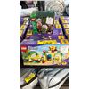 Image 2 : 6 LEGO FRIENDS HEARTLAKE CITY PIZZERIA 41705 BUILDING TOYS & LEGO GINGERBREAD ORNAMENTS 40462