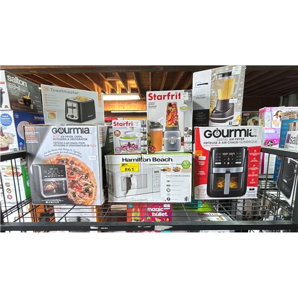 SHELF OF ASSORTED ITEMS INCLUDING; GOURMIA ALL-IN-ONE AIR FRYER, HAMILTON BEACH MICROWAVE, STARFRIT
