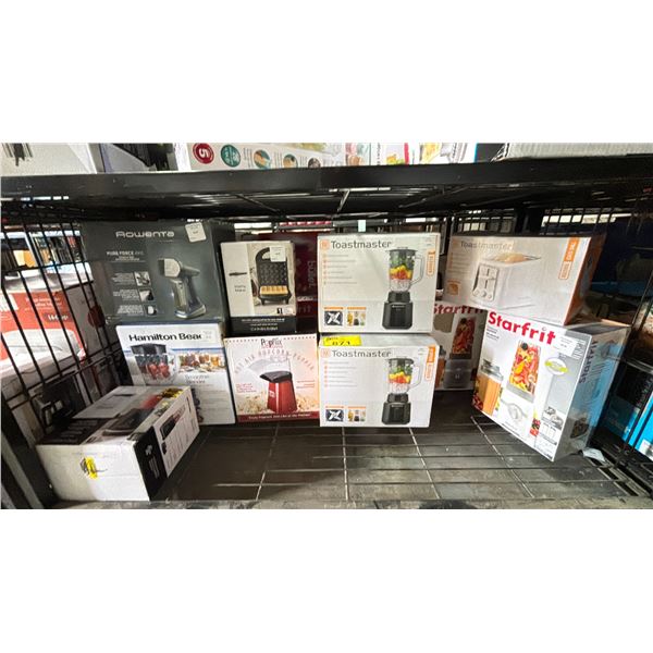 SHELF OF ASSORTED ITEMS INCLUDING; BLENDERS, POPCORN MAKER, WAFFLE MAKER & MORE