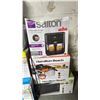 Image 2 : ASSORTED ITEMS INCLUDING; MICROWAVE OVENS, BLENDER, DEEP FRYER & MORE