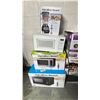 Image 3 : ASSORTED ITEMS INCLUDING; MICROWAVE OVENS, BLENDER, DEEP FRYER & MORE