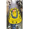 Image 1 : CHALLENGER 400 INFLATABLE BOAT WITH PADDLES