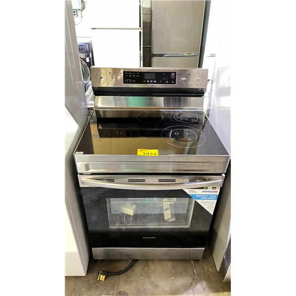 SAMSUNG ELECTRIC STOVE WITH CONVECTION OVEN (NO KNOBS, UNKNOWN WORKING CONDITION)