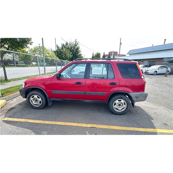 2000 HONDA CRV, REALTIME AWD, 4 DOOR SUV, RED, VIN JHLRD1840YC801209