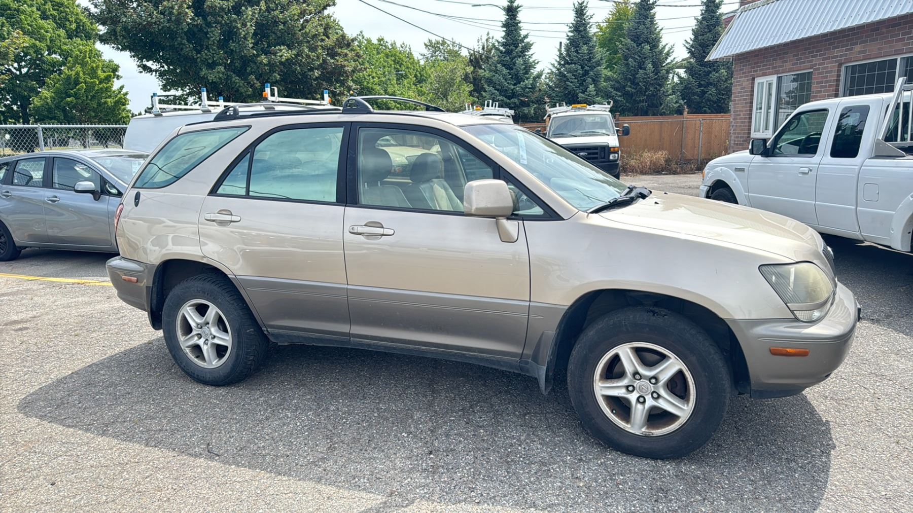 1999 LEXUS RX300, 4DR SW, BROWN, VIN JT6HF10U0X0055169 - Able Auctions