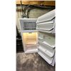 Image 2 : FRIGIDAIRE SWING OUT FRIDGE 31"W