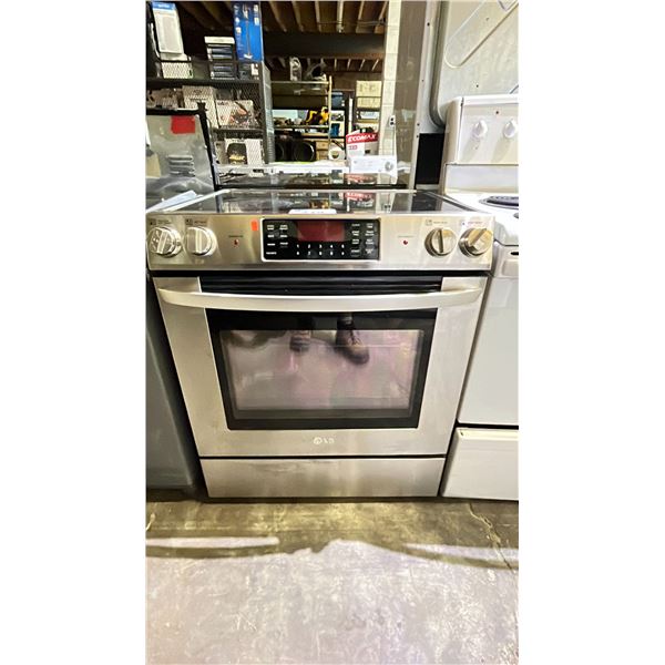 LG STAINLESS STEEL ELECTRIC STOVE WITH CONVECTION OVEN