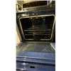 Image 3 : SAMSUNG 5 BURNER INDUCTION TOP/CONVECTION OVEN