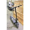 Image 2 : XTHUNDER E-SCOOTER WITH BATTERY (NO CHARGER, NO KEYS, THROTTLE DAMAGE, UPRIGHT BAR DAMAGE, UNKNOWN