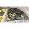 Image 2 : BIN OF ASSORTED WIRES