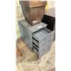 Image 2 : PORTABLE METAL 3 DRAWER LOCKING FILE CABINET (NO KEY)