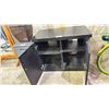 Image 2 : 2 DOOR WOOD CABINET