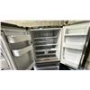 Image 2 : SAMSUNG STAINLESS STEEL FRENCH DOOR BOTTOM FREEZER REFRIGERATOR