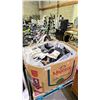 Image 1 : GAYLORD FULL OF MENS/WOMENS FOOTWEAR