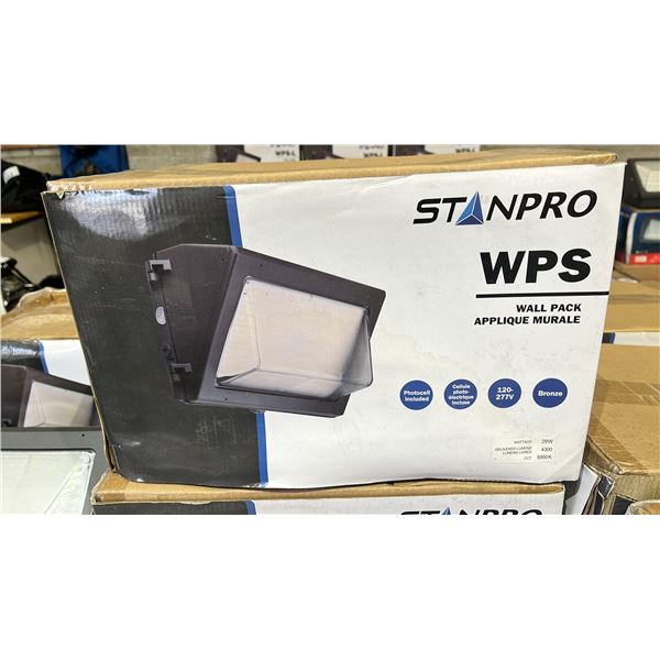 STANPRO SMALL WALLPACK 29W 5000K LIGHT