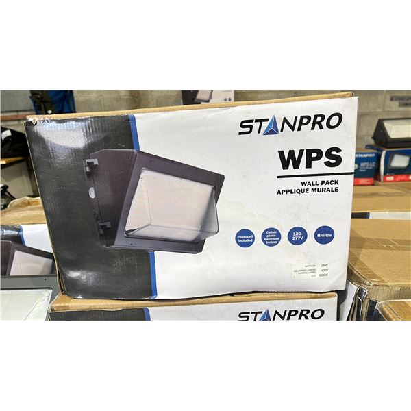 STANPRO SMALL WALLPACK 29W 5000K LIGHT