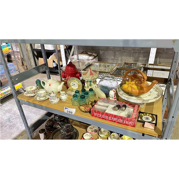 SHELF OF ASSORTED HOME DECOR ITEMS