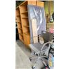 Image 1 : GREY SWIVEL CHAIR, BENCHTOP CUSHION & BOX OF METAL LEGS