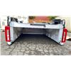 Image 2 : WHITE FORD SUPER DUTY TRUCK BOX