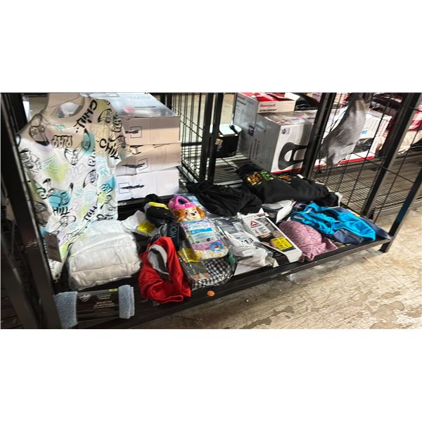SHELF OF ASSORTED MENS/WOMENS CLOTHING