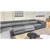 Image 3 : LARGE BLUE SECTIONAL
