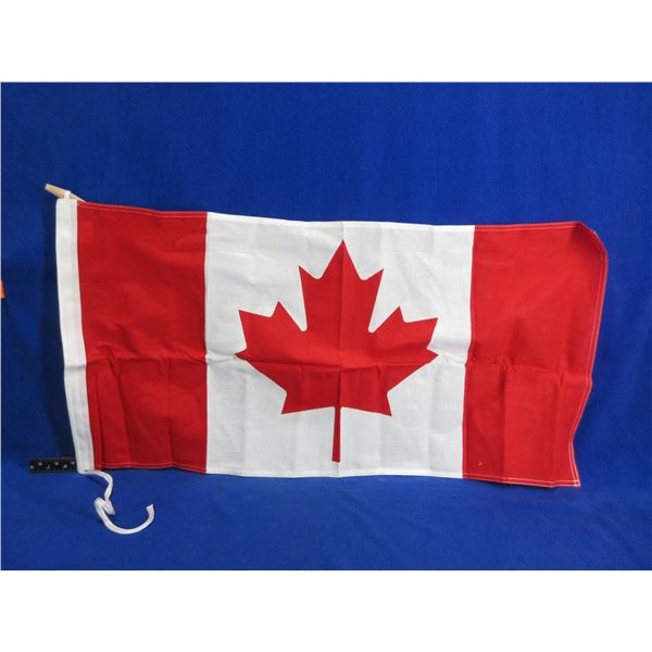 Indoor Canada Flag with Rope and Toggle - 18" x 36"