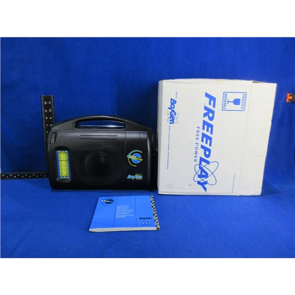 BayGen FreePlay Wind-Up Radio with Instructions