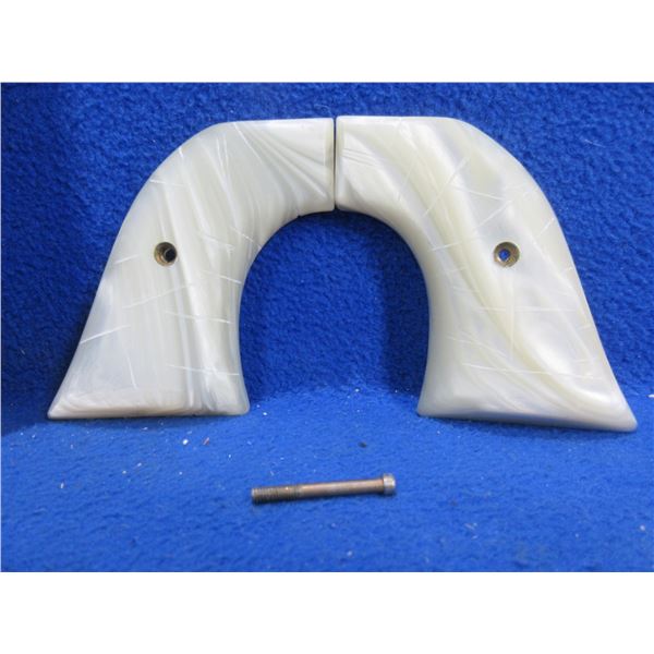 Ruger Old Frame Vaquero Grips with Screw