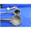Image 3 : 2 Lead Ladles and 1 oz Powder Measure