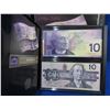 Image 1 : Bank of Canada 2 Uncirculated 10 Dollar Paper Bills 1989 & 2001