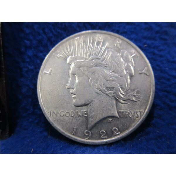 1922 USA One Dollar "Peace Dollar" - .900 Silver
